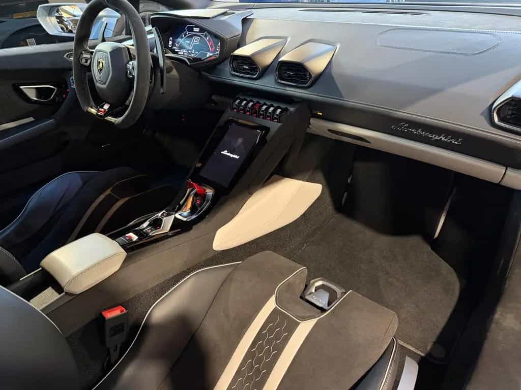Lamborghini Huracán Tecnica  Matt/Lift/Carbon/R-Seats/Sensonum/PPF 03/2024-photo-32