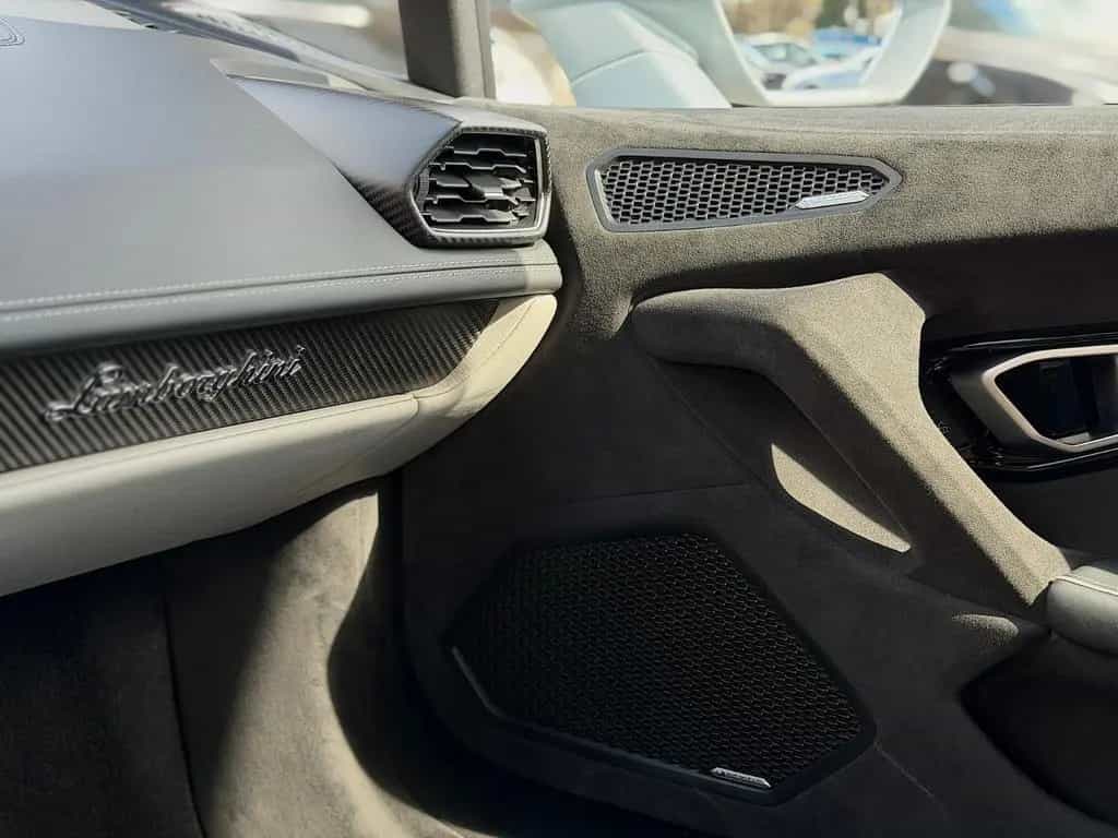 Lamborghini Huracán Tecnica  Matt/Lift/Carbon/R-Seats/Sensonum/PPF 03/2024-photo-36