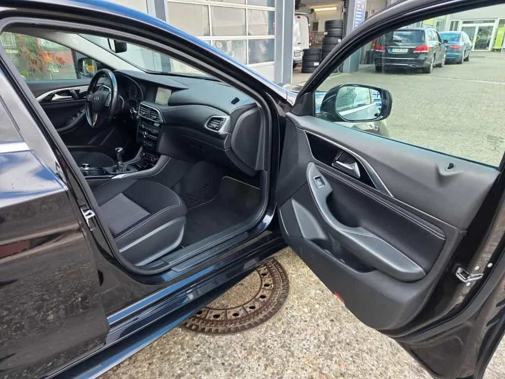 Infiniti Q30 1.5 d Navi 80KW 03/2018-photo-11