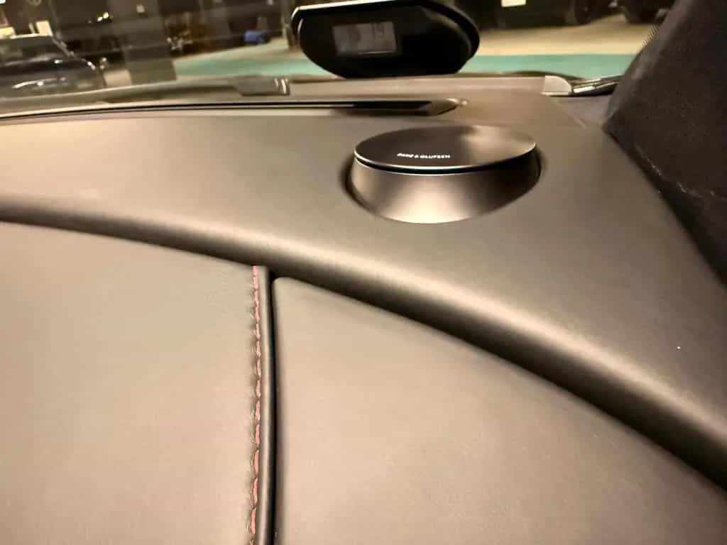 Aston Martin DB9 6.0 CARBON EDITION 06/2015-photo-17