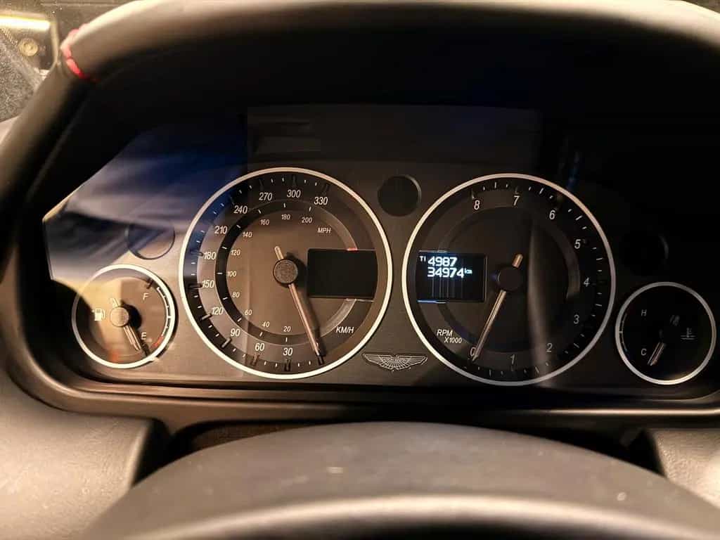 Aston Martin DB9 6.0 CARBON EDITION 06/2015-photo-20