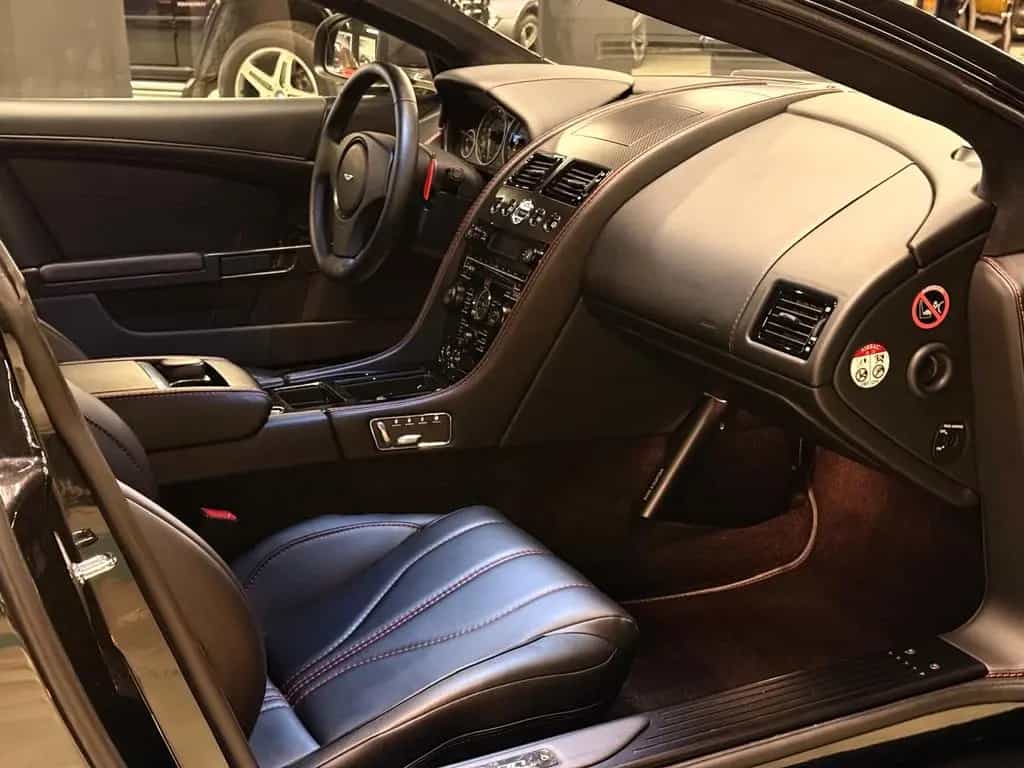 Aston Martin DB9 6.0 CARBON EDITION 06/2015-photo-24