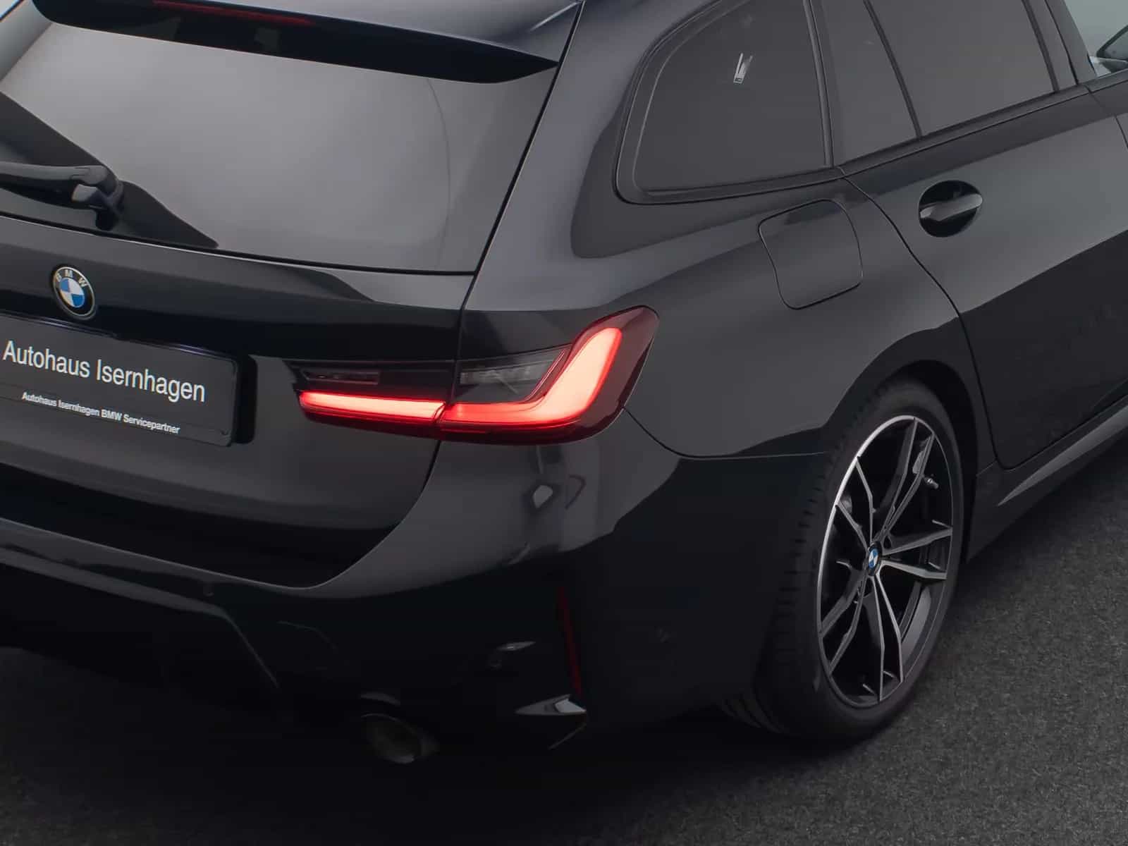 BMW 3 Series 02/2023-photo-15