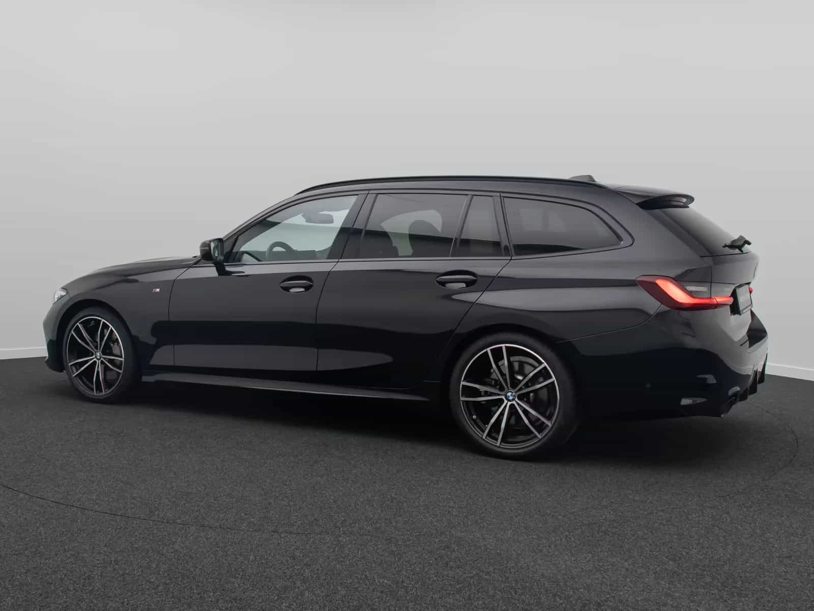 BMW 3 Series 02/2023-photo-9