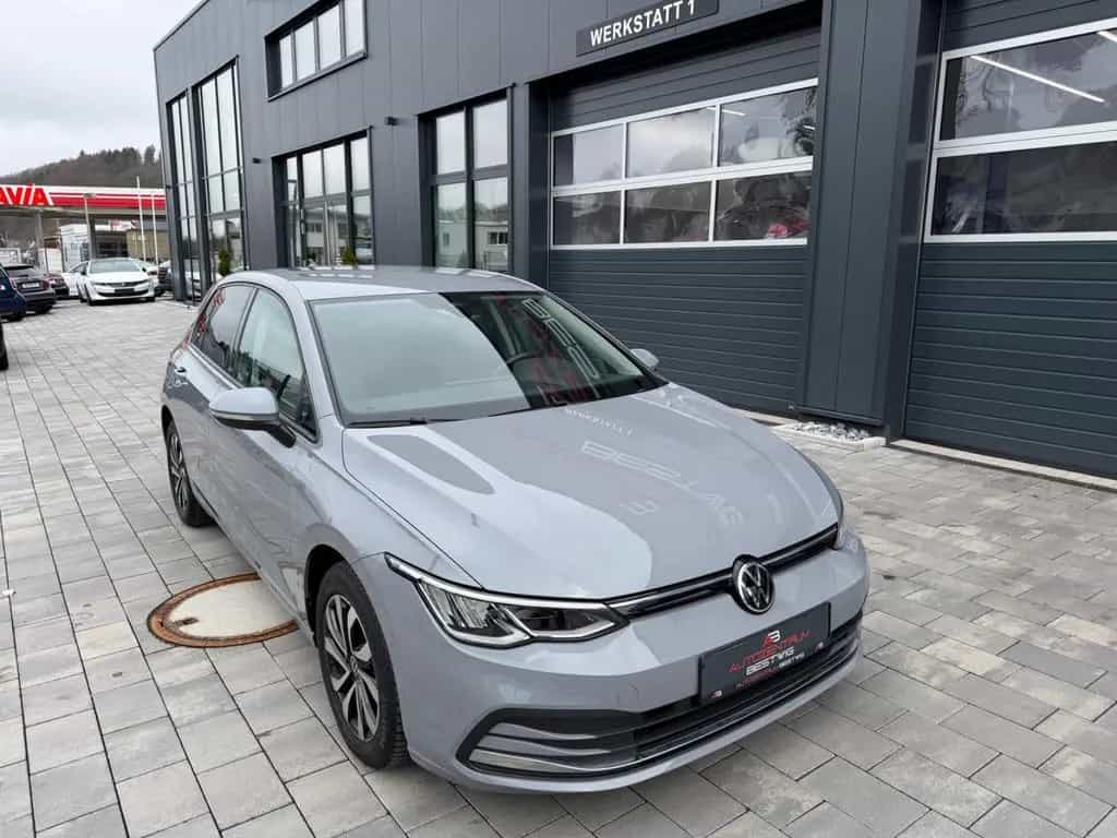 Volkswagen Golf VIII Lim. Active*SHZG*S&S*GRAY*PDC*TOP 07/2021-photo-2