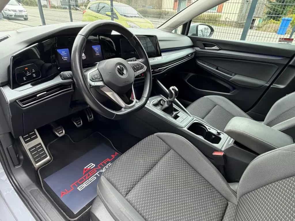 Volkswagen Golf VIII Lim. Active*SHZG*S&S*GRAY*PDC*TOP 07/2021-photo-6