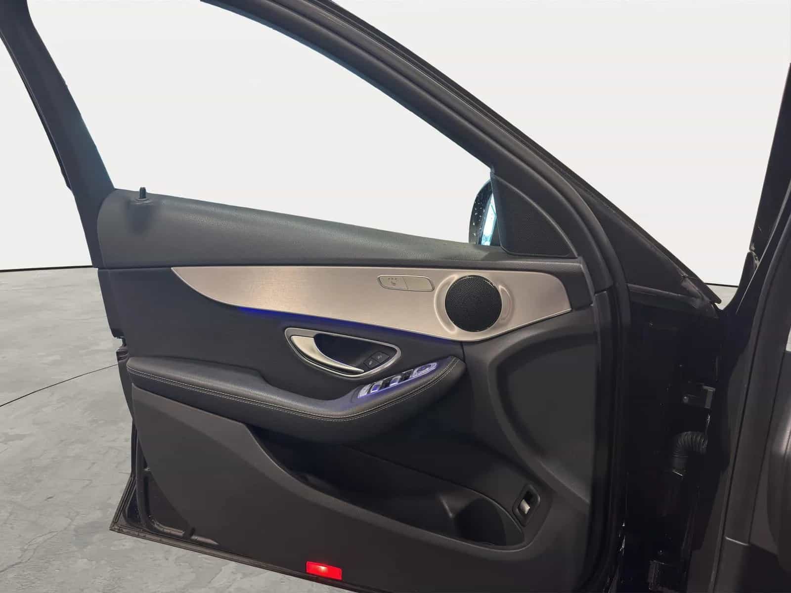 Mercedes-Benz C-Class 180 04/2019-photo-16