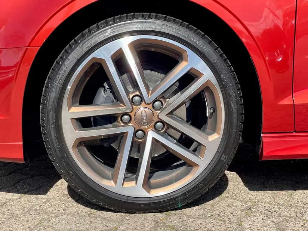 Audi A3 1.4 TFSI "S-LINE" Selection+NAVI+LED+1.HAND ! 06/2017-photo-29