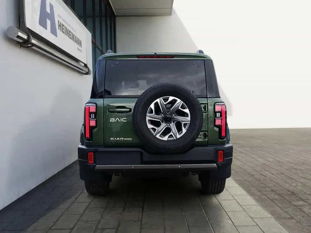 BAIC BJ40 Pro 2,0T Benzin Automatik 4WD 172kW null-photo-3