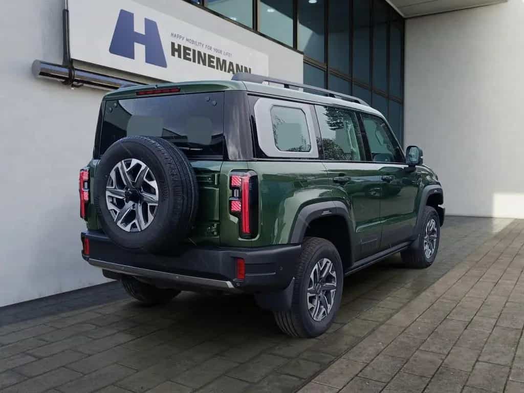 BAIC BJ40 Pro 2,0T Benzin Automatik 4WD 172kW null-photo-4