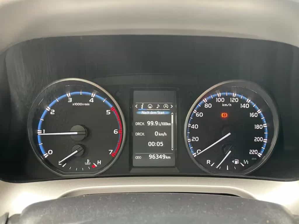 Toyota RAV 4 2.0 D-4D 4x2 Edition *AHK*el. Heck*SHZ*CAM 11/2016-photo-14