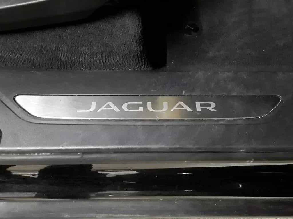 Jaguar F-Pace D200 AWD SE Navi AHK Leder Sthzg 12/2022-photo-14
