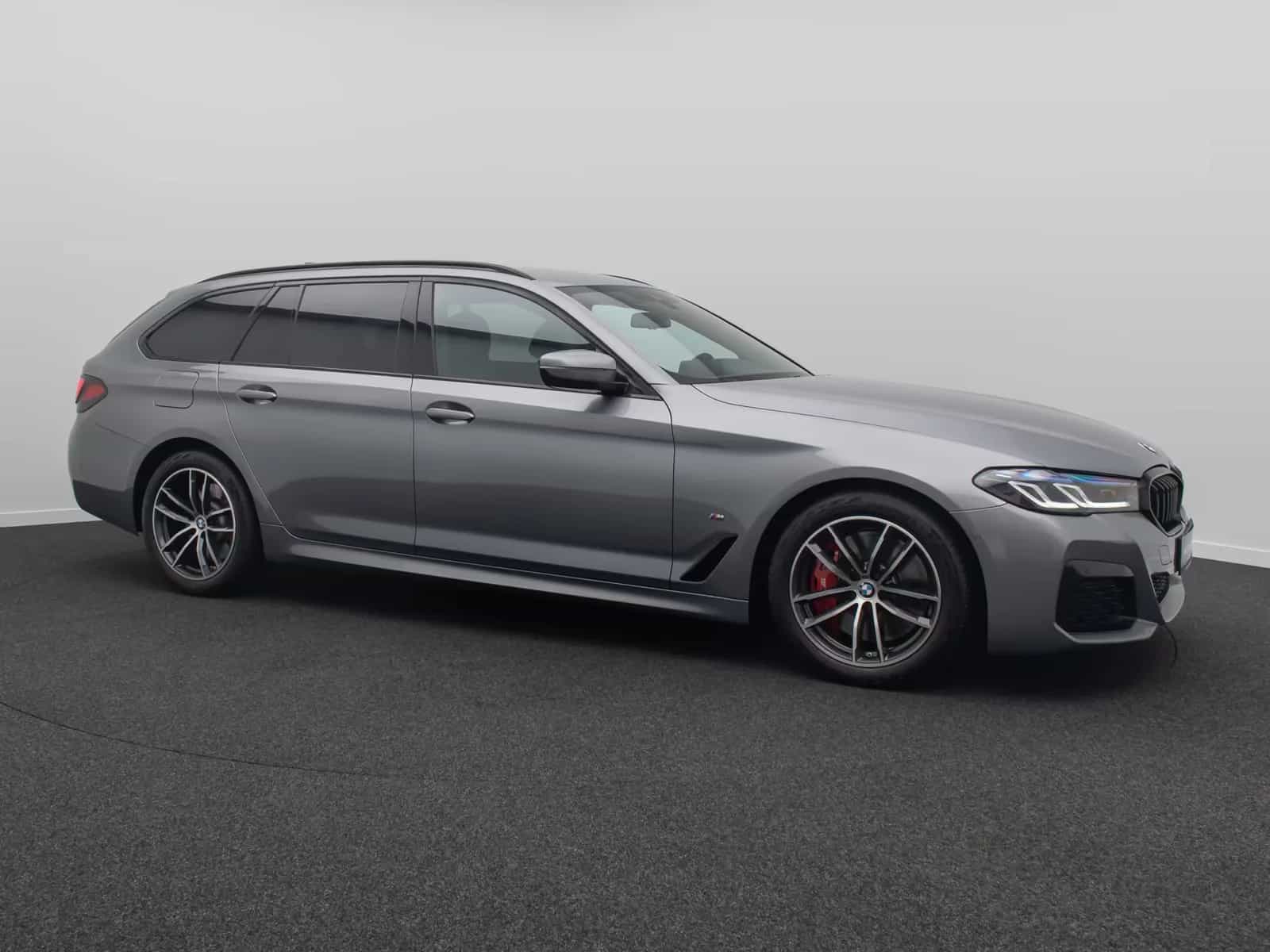 BMW 5 Series 530 d M Sport Laser*Pano*HUD*ACC*360*HiFi*Drive+ 01/2023-photo-3