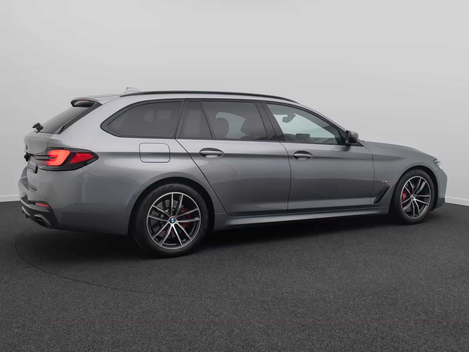 BMW 5 Series 530 d M Sport Laser*Pano*HUD*ACC*360*HiFi*Drive+ 01/2023-photo-5