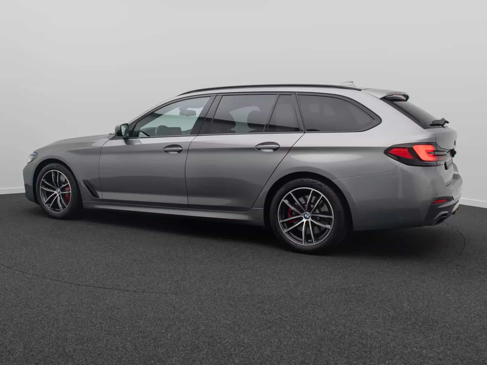 BMW 5 Series 530 d M Sport Laser*Pano*HUD*ACC*360*HiFi*Drive+ 01/2023-photo-9