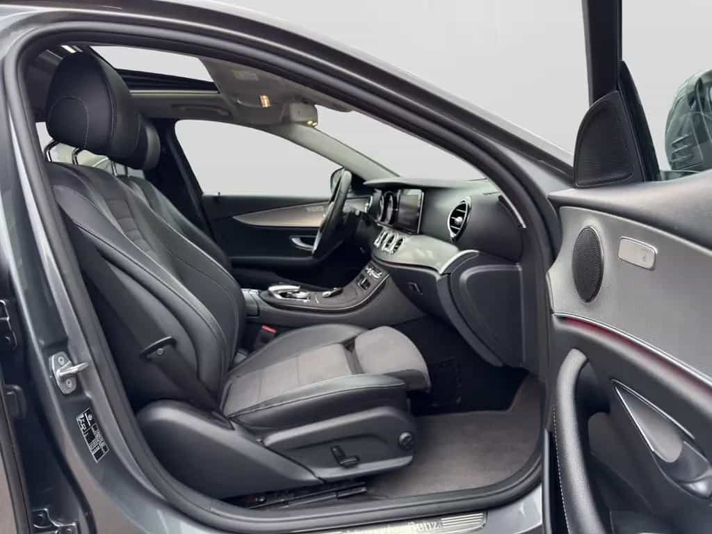 Mercedes-Benz E-Class 300 Limousine/Schiebedach/Navi/Kamera/Totwinke 02/2018-photo-15