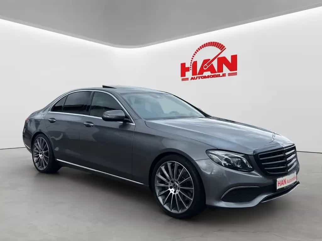 Mercedes-Benz E-Class 300 Limousine/Schiebedach/Navi/Kamera/Totwinke 02/2018-photo-2