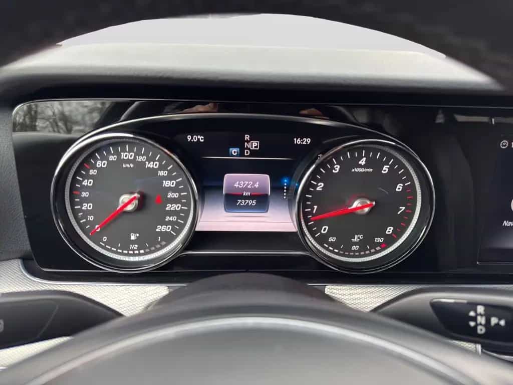 Mercedes-Benz E-Class 300 Limousine/Schiebedach/Navi/Kamera/Totwinke 02/2018-photo-20