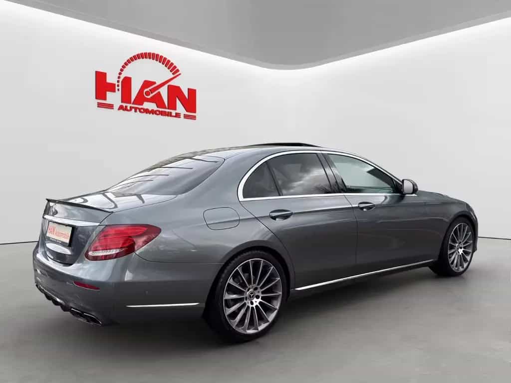 Mercedes-Benz E-Class 300 Limousine/Schiebedach/Navi/Kamera/Totwinke 02/2018-photo-5