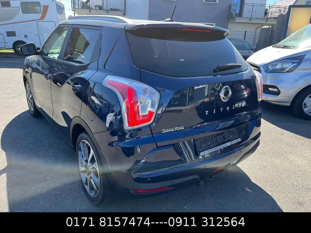 Ssangyong Tivoli 1.6 e-XDi 160 SAPPHIRE 2WD 09/2015-photo-1