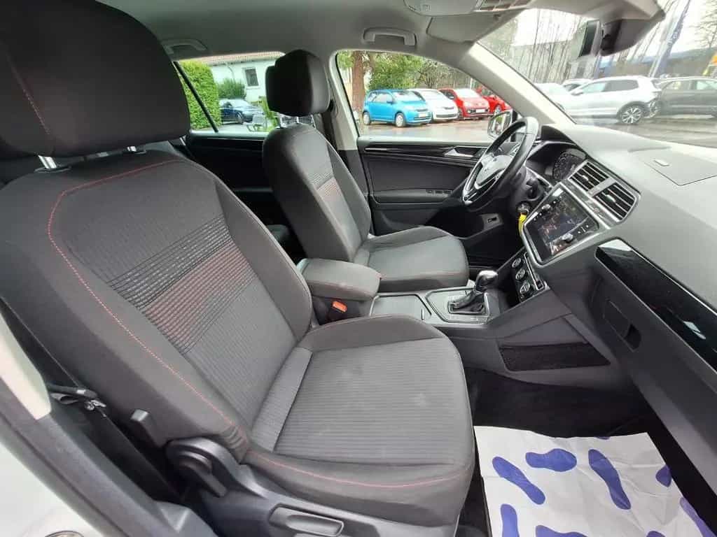 Volkswagen Tiguan SOUND 1.4 TSI DSG R-Line LED Navi 09/2017-photo-18