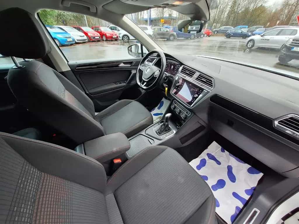 Volkswagen Tiguan SOUND 1.4 TSI DSG R-Line LED Navi 09/2017-photo-19