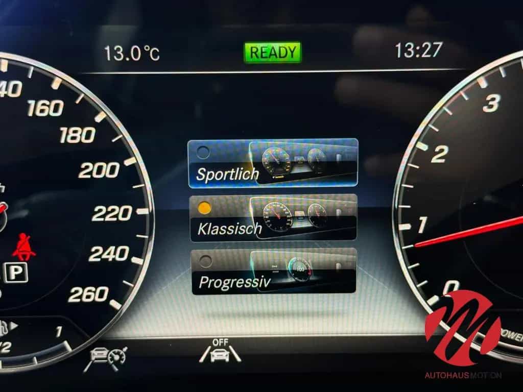 Mercedes-Benz E-Class 300 AMG Sportstyle Edition ACC PANO PARKLENK 3 05/2020-photo-23