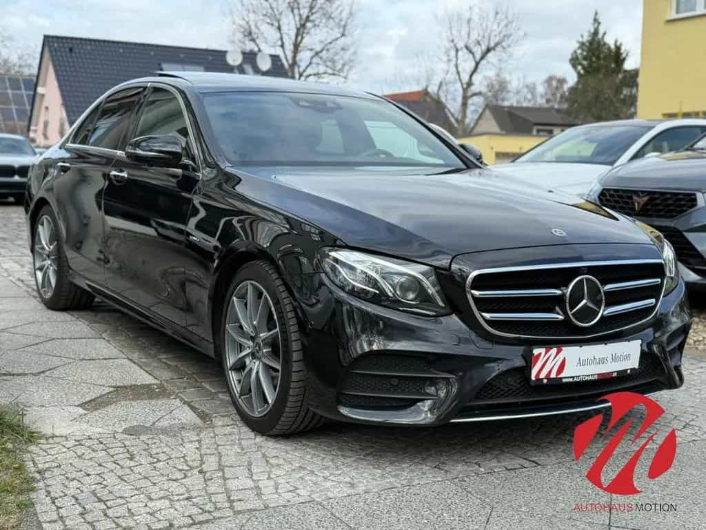 Mercedes-Benz E-Class 300 AMG Sportstyle Edition ACC PANO PARKLENK 3 05/2020-photo-3