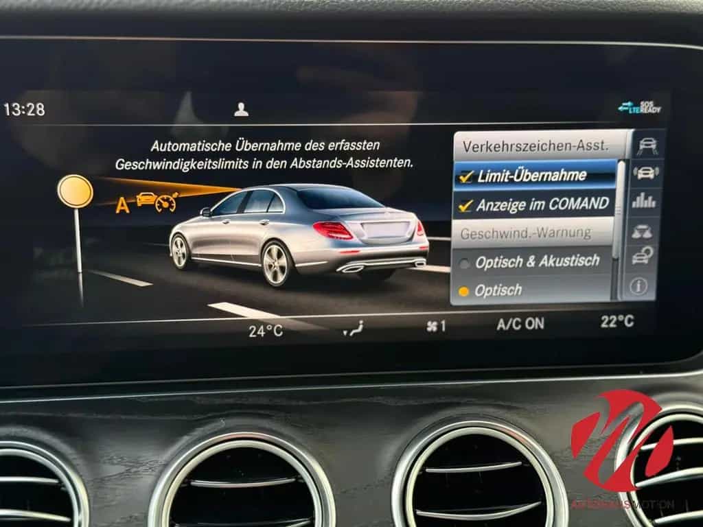 Mercedes-Benz E-Class 300 AMG Sportstyle Edition ACC PANO PARKLENK 3 05/2020-photo-31
