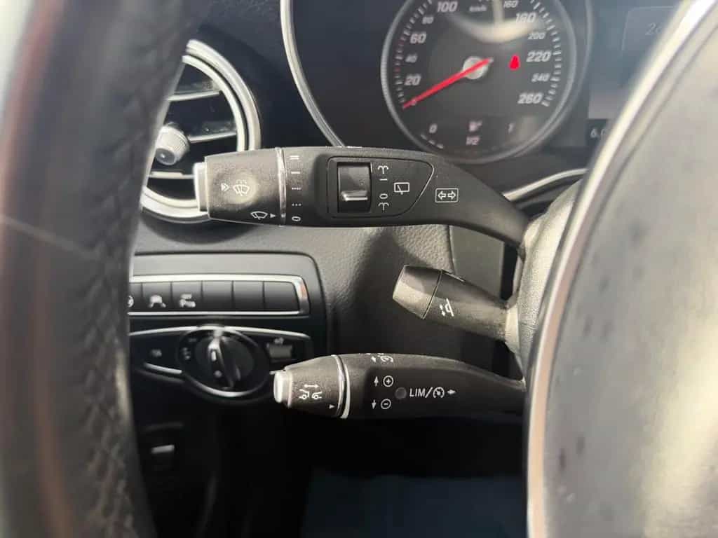 Mercedes-Benz GLC-Class 250 4Matic AMG/I.Hand/Burmester/Kamera/Pano. 09/2017-photo-13