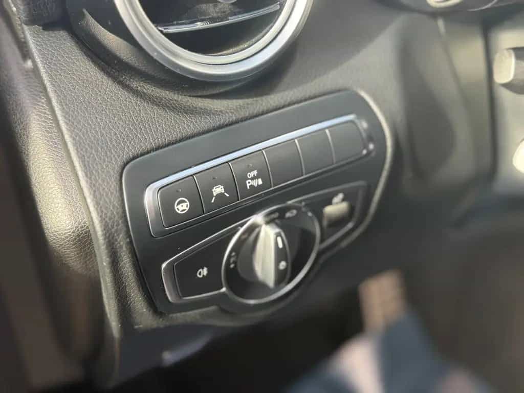 Mercedes-Benz GLC-Class 250 4Matic AMG/I.Hand/Burmester/Kamera/Pano. 09/2017-photo-15