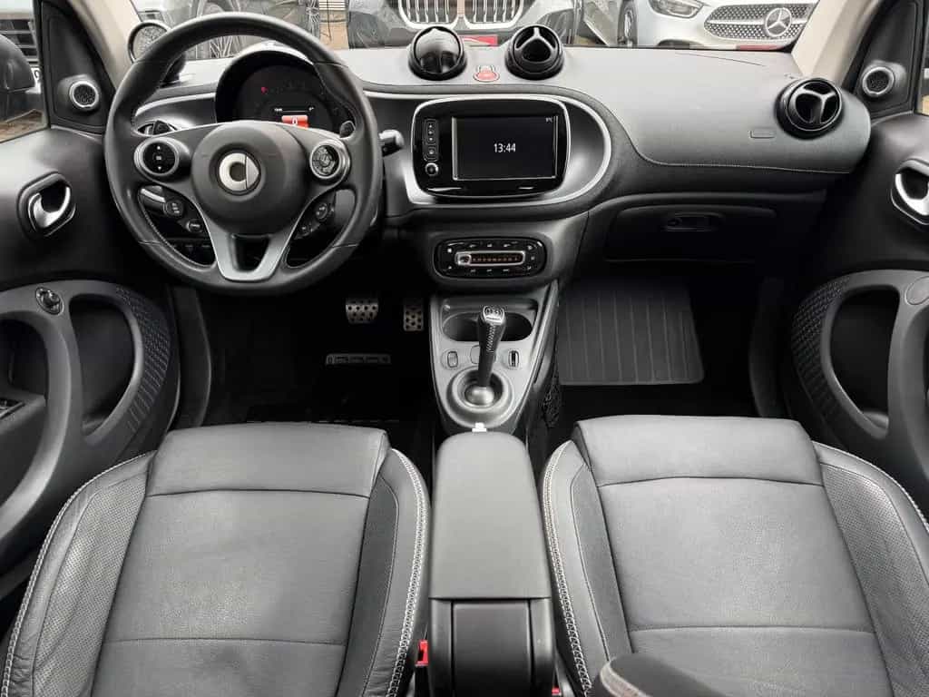 Smart ForTwo BRABUS Xcl*LEDER*PANO*SHZ*NAVI*JBL*KAM* 06/2018-photo-10