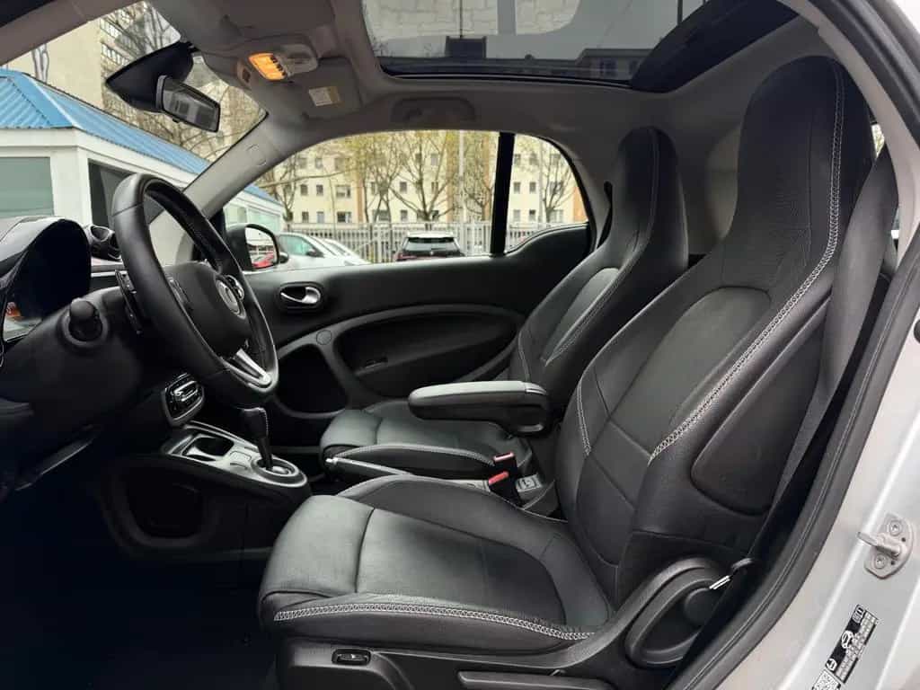 Smart ForTwo BRABUS Xcl*LEDER*PANO*SHZ*NAVI*JBL*KAM* 06/2018-photo-11