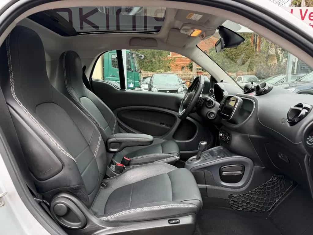 Smart ForTwo BRABUS Xcl*LEDER*PANO*SHZ*NAVI*JBL*KAM* 06/2018-photo-12