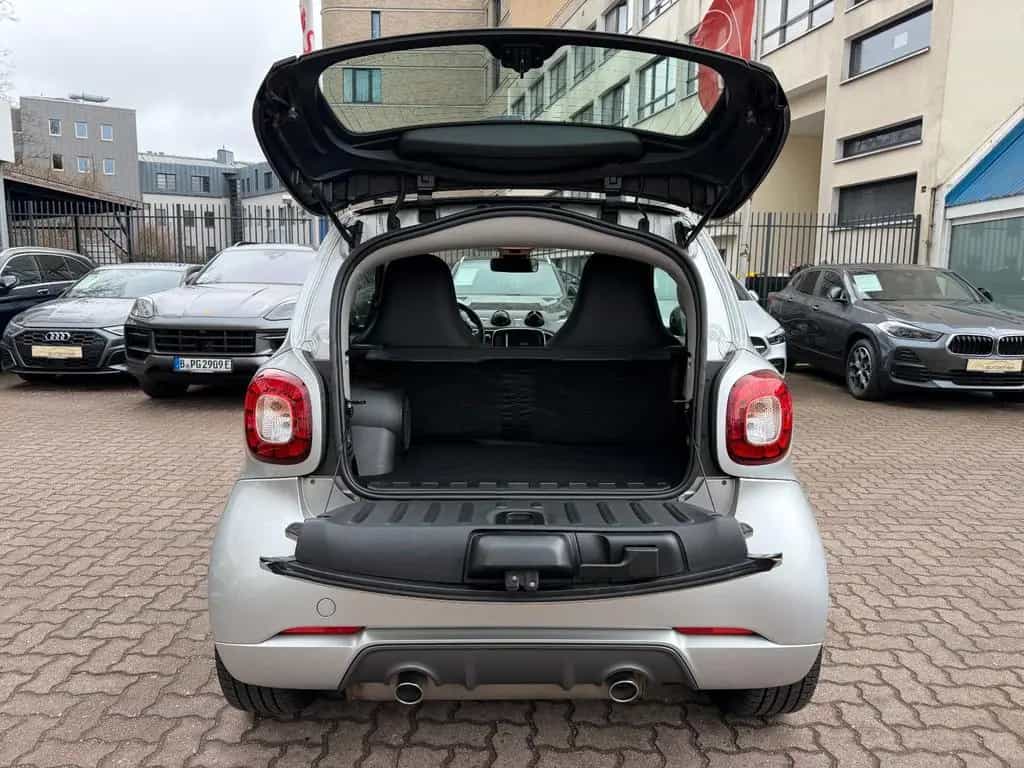 Smart ForTwo BRABUS Xcl*LEDER*PANO*SHZ*NAVI*JBL*KAM* 06/2018-photo-29