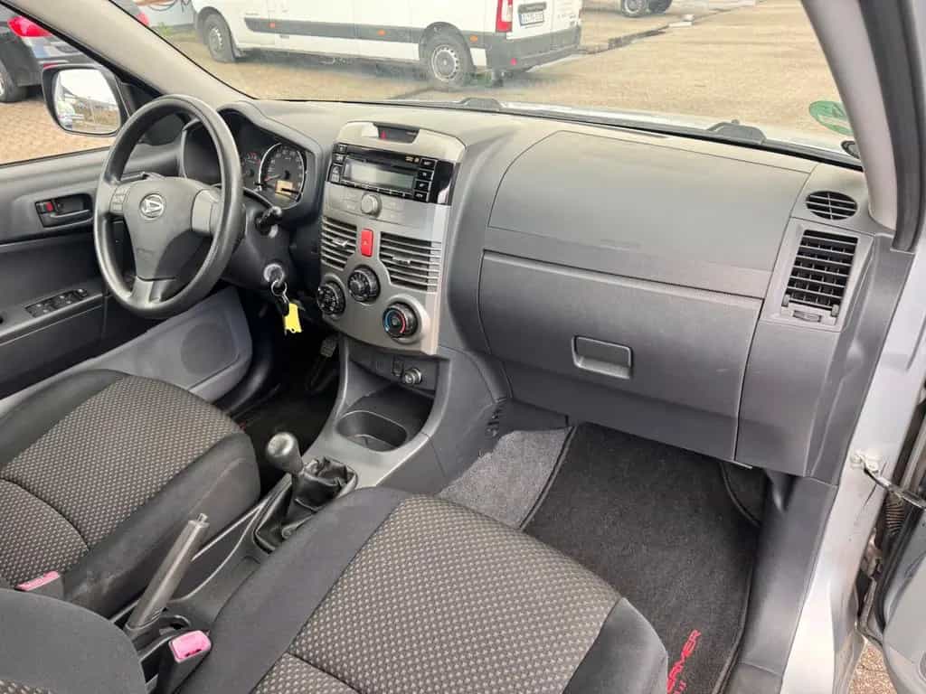 Daihatsu Terios 1.5 77kW - 2.Hand - Klima - TÜV+ÖL NEU ! 09/2010-photo-21