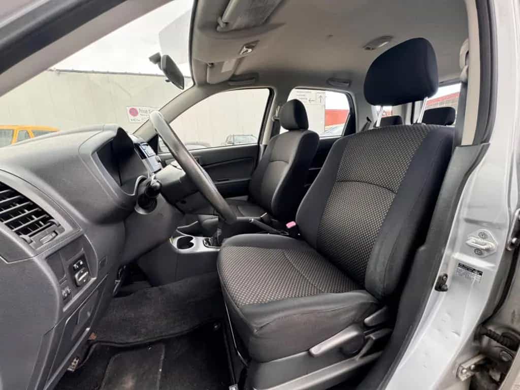 Daihatsu Terios 1.5 77kW - 2.Hand - Klima - TÜV+ÖL NEU ! 09/2010-photo-22