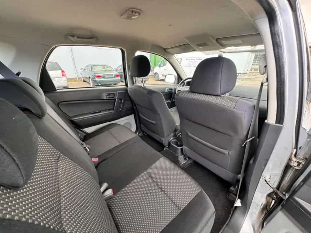 Daihatsu Terios 1.5 77kW - 2.Hand - Klima - TÜV+ÖL NEU ! 09/2010-photo-27