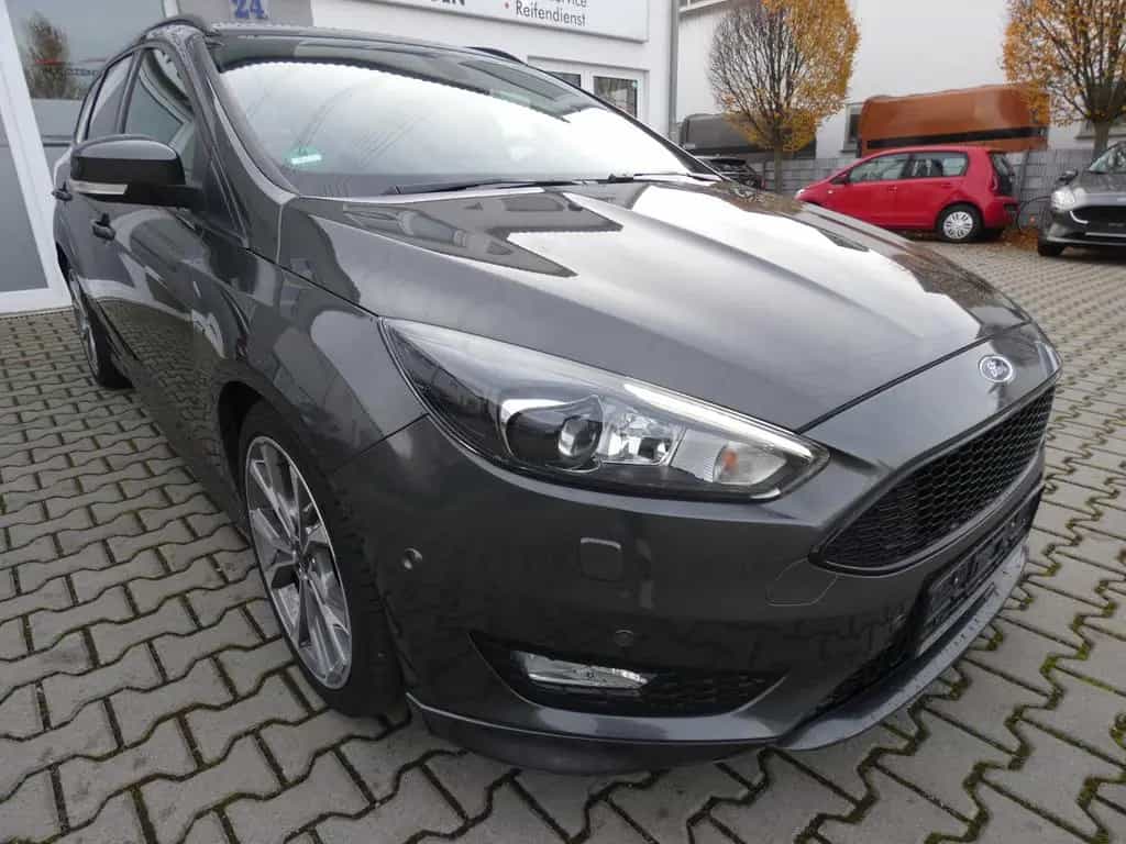 Ford Focus Turnier ST-Line 05/2018-photo-0
