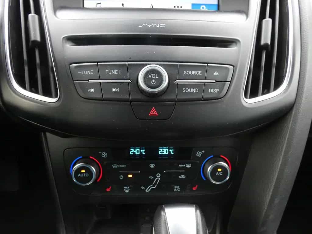 Ford Focus Turnier ST-Line 05/2018-photo-14