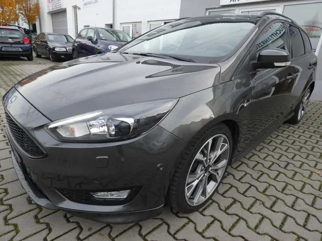 Ford Focus Turnier ST-Line 05/2018-photo-2