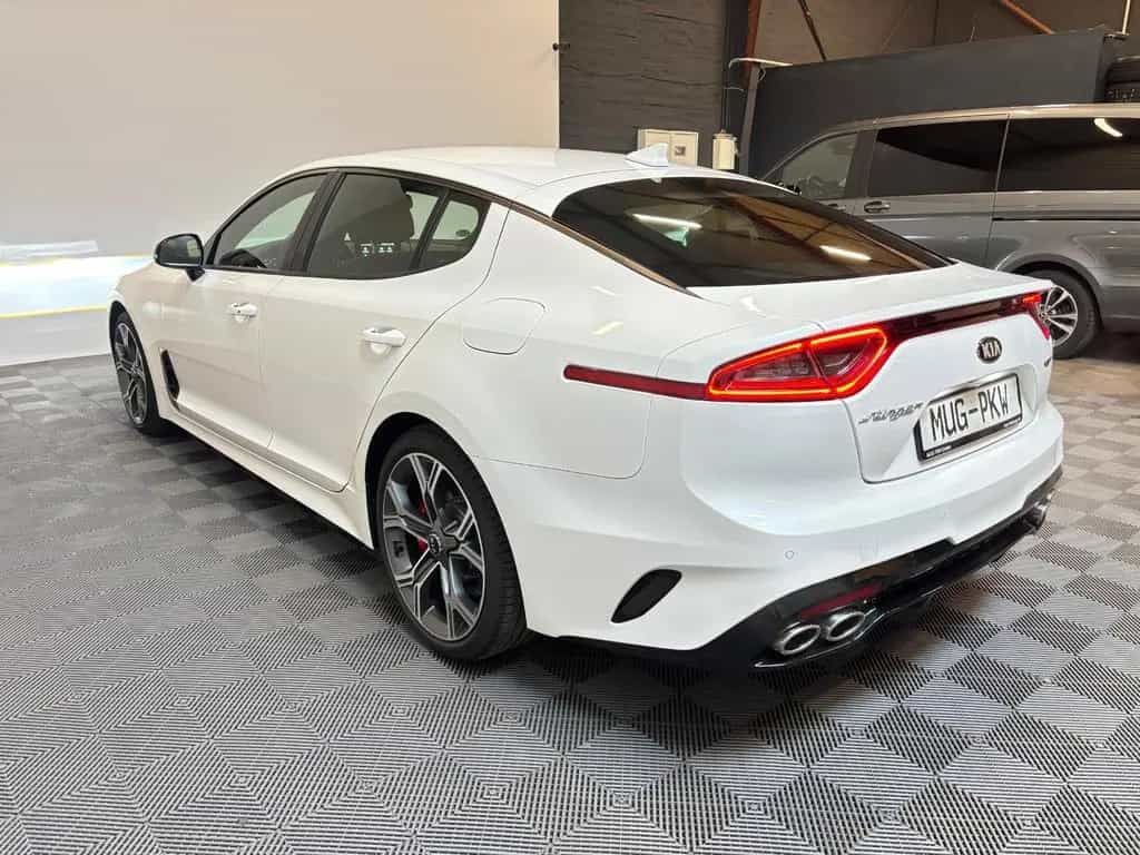 Kia Stinger GT 4WD *ACC-HuD-360°* 02/2018-photo-1