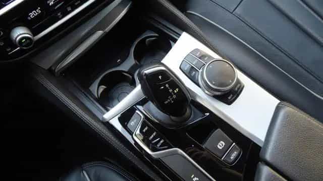 BMW 5 Series 520 d Touring Luxury Automatico 06/2017-photo-11