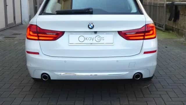 BMW 5 Series 520 d Touring Luxury Automatico 06/2017-photo-5