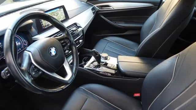 BMW 5 Series 520 d Touring Luxury Automatico 06/2017-photo-6