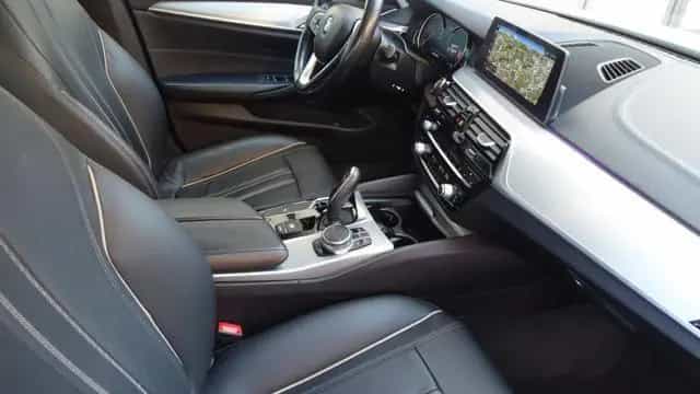 BMW 5 Series 520 d Touring Luxury Automatico 06/2017-photo-7