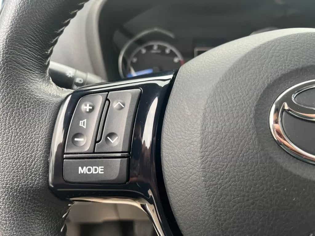Toyota Yaris 1,5-Dual-VVT-iE Team Deutschland 05/2018-photo-16