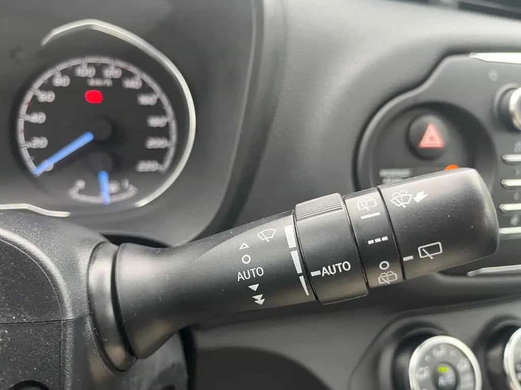 Toyota Yaris 1,5-Dual-VVT-iE Team Deutschland 05/2018-photo-20