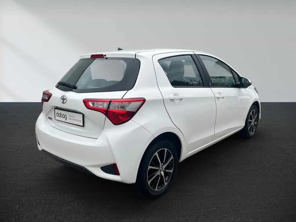 Toyota Yaris 1,5-Dual-VVT-iE Team Deutschland 05/2018-photo-5