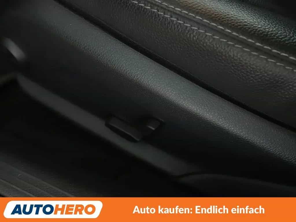 Mercedes-Benz C-Class 300 Mild-Hybrid AMG Line Aut.*NAVI*LED*TEMPO* 11/2019-photo-25